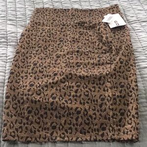 New Lularoe Elegant Cassie Small Leopard